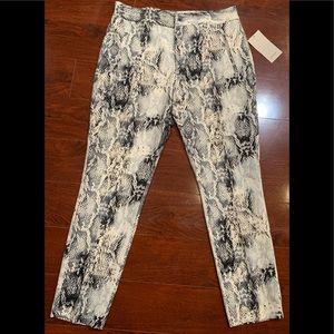 NWT ZARA SNAKE PRINT MID RISE PANTS BOTTOM MEDIUM